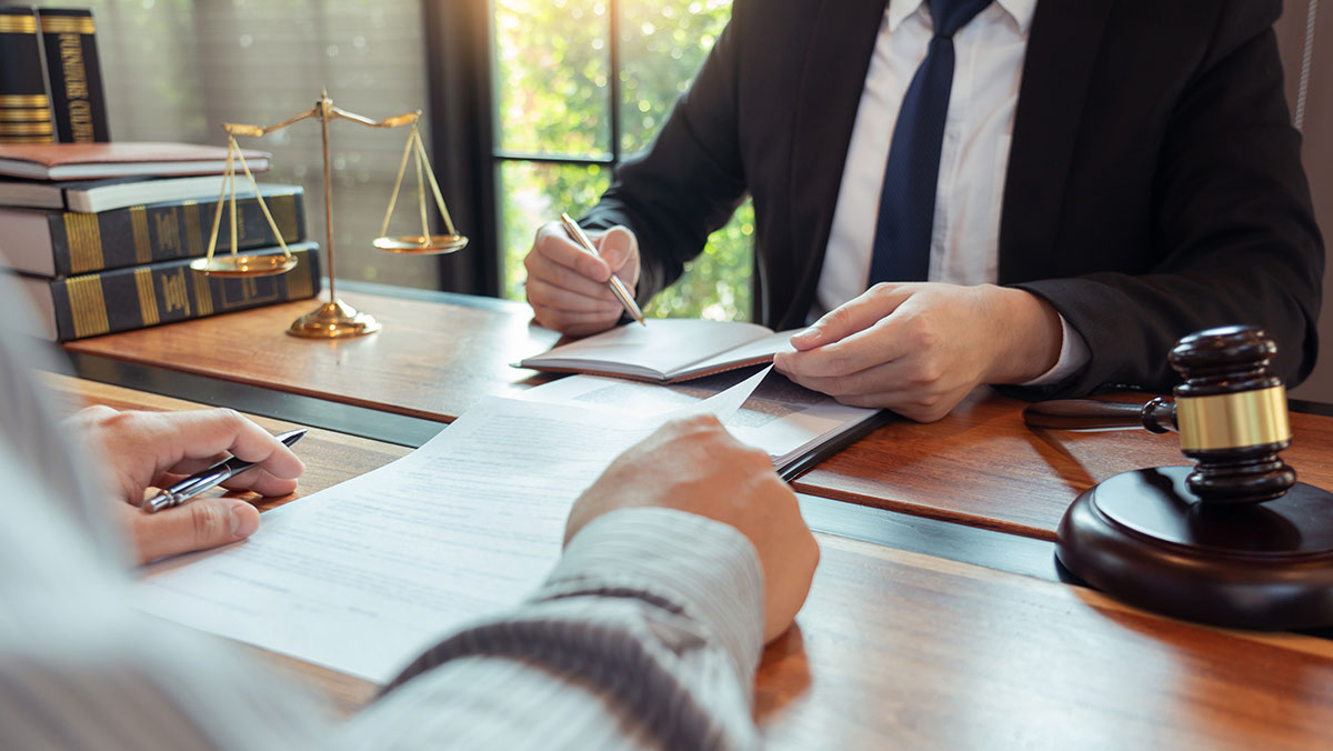 Lawyers In Bracknell