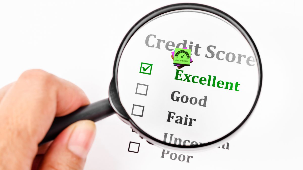 How to fix your credit while paying off a current loan