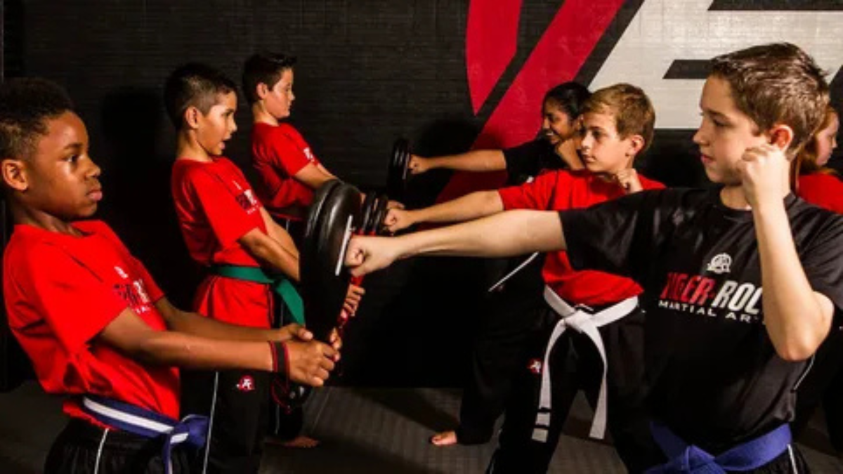ckboxing Classes for Kids in Dubai