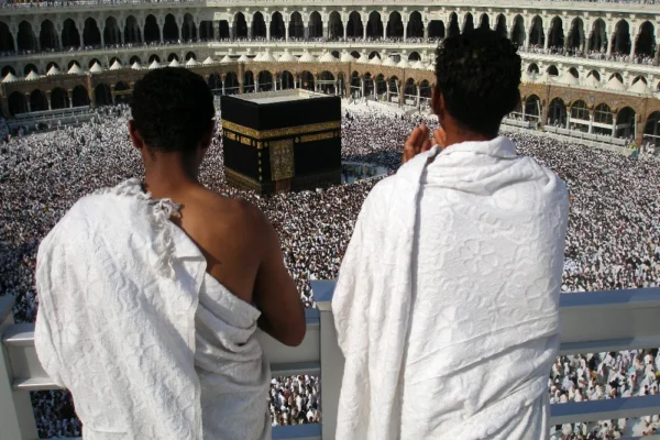 September Umrah Packages offers many advantages, including affordable pricing, comfortable travel conditions, and a more peaceful atmosphere in the holy cities.
