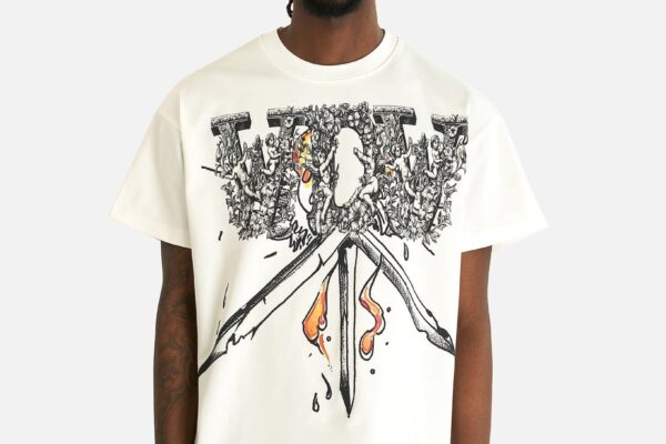 who decides warr white t-shirt