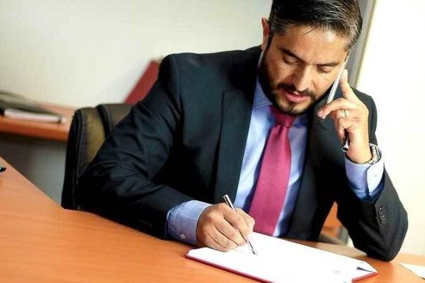 employment contract review lawyer