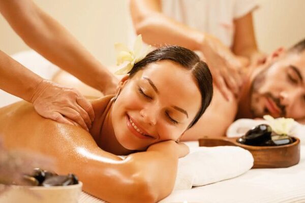 How Couple Massage Restores Balance After Travel Fatigue and Busy Days