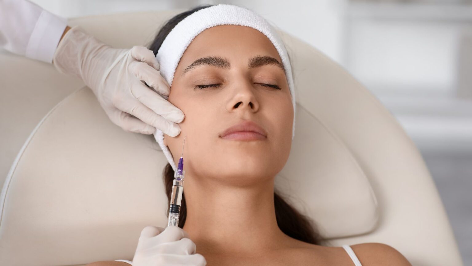 Sculptra Fillers in Islamabad