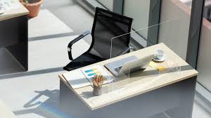 Flexi Desk vs. Permanent Office in a Dubai Free Zone