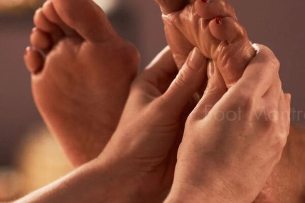 Can Foot Reflexology Help You Sleep Better? The Science Explained