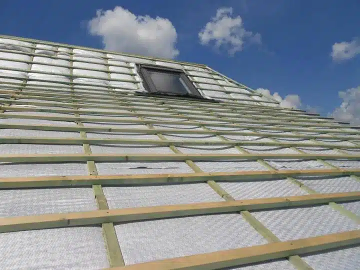 Signs Your Building Needs a Membrane Roofing System in Eugene, OR
