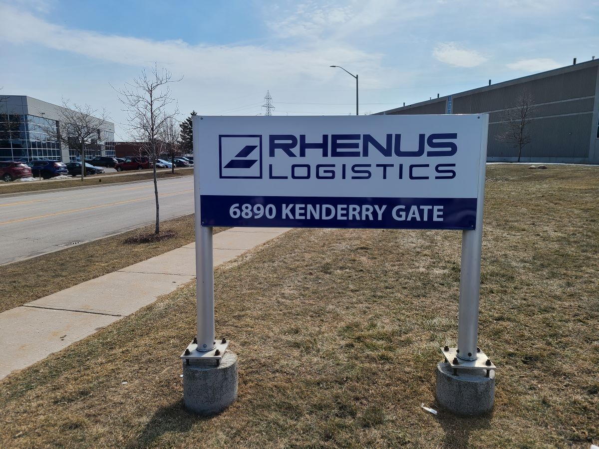 Pylon Signs in Mississauga