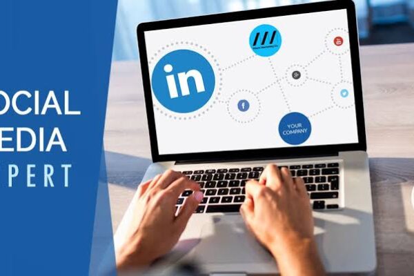 hire a social media expert