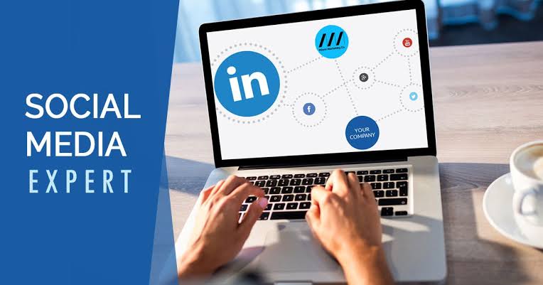 hire a social media expert