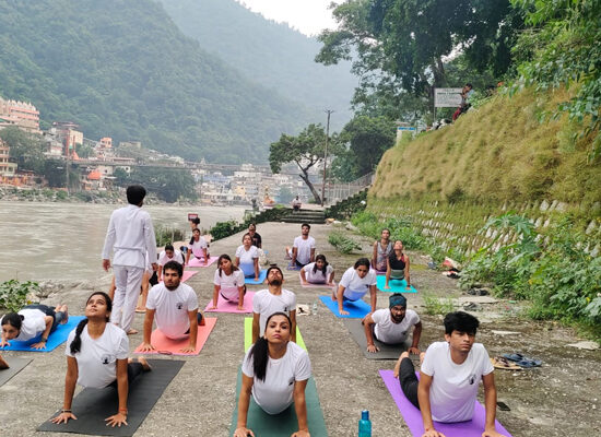 Why 200 Hour Yoga Teacher Training in Rishikesh Is the Perfect Start for Every Yogi